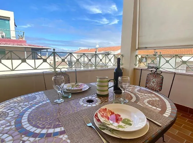 Nelmar Guest House